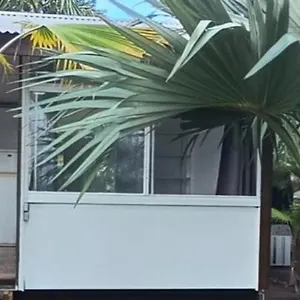 Konukevi Palm, Faaa